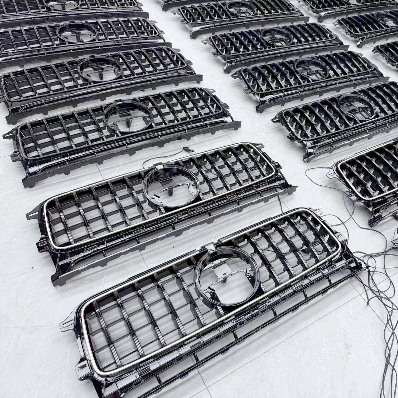 2026 Style LED Illuminated Front Grille Upgrade for Mercedes-Benz G-Class W463A W465 (2019-2026) Latest B Style Design