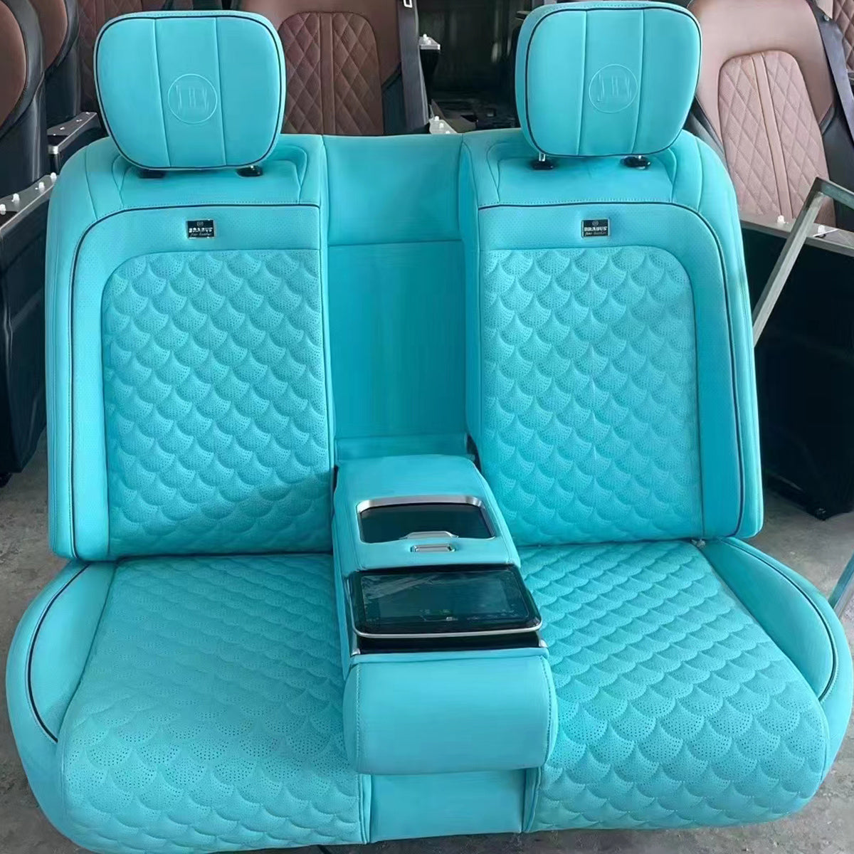 Rear Bench Seat with Individually Controlled Sections for Mercedes-Benz G-Class W463 / W463A / W465 (2002–2025)