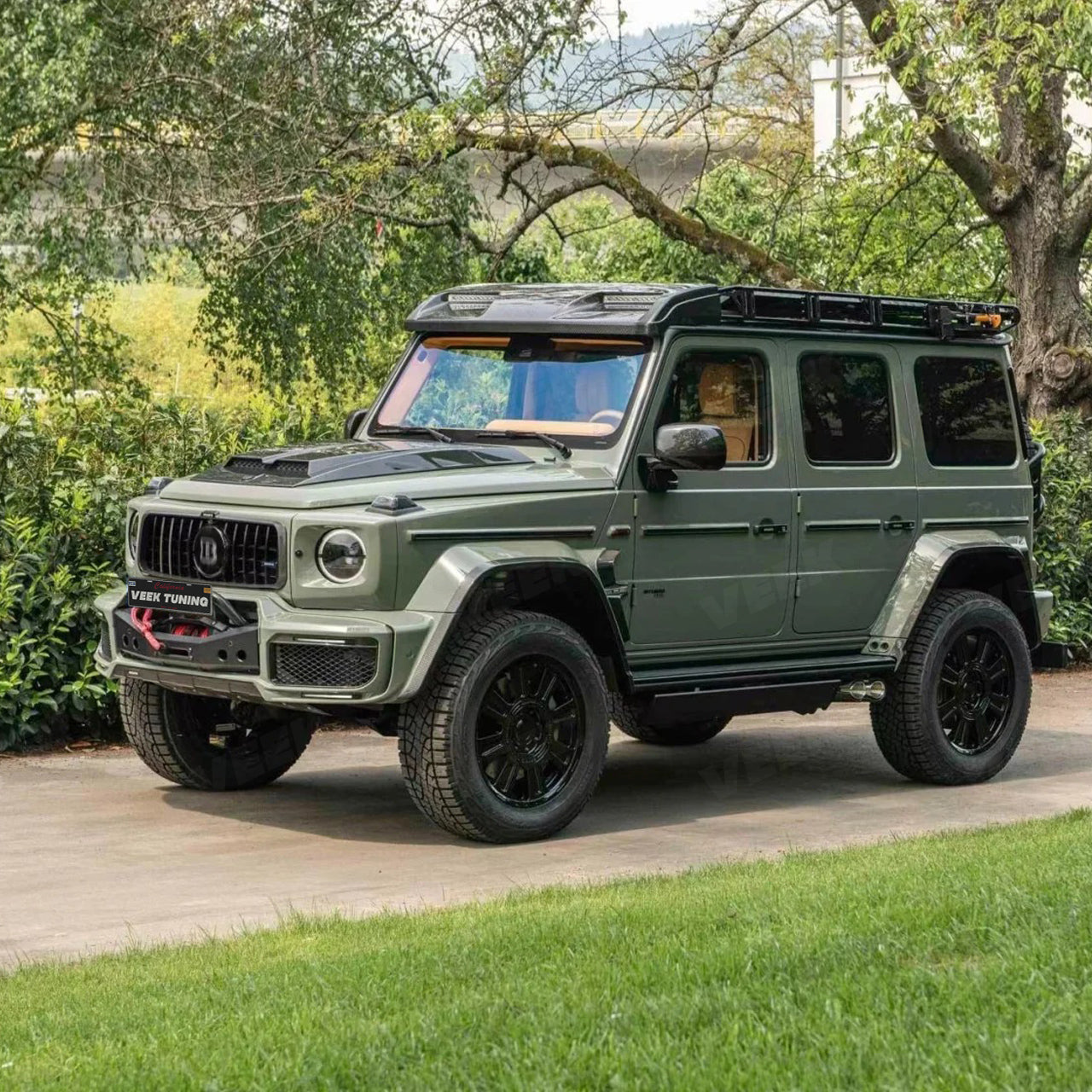 BRA/4x4/6x6 Carbon Fiber Front Roof Spoiler with LED for 2019-2024 G-Class W463A