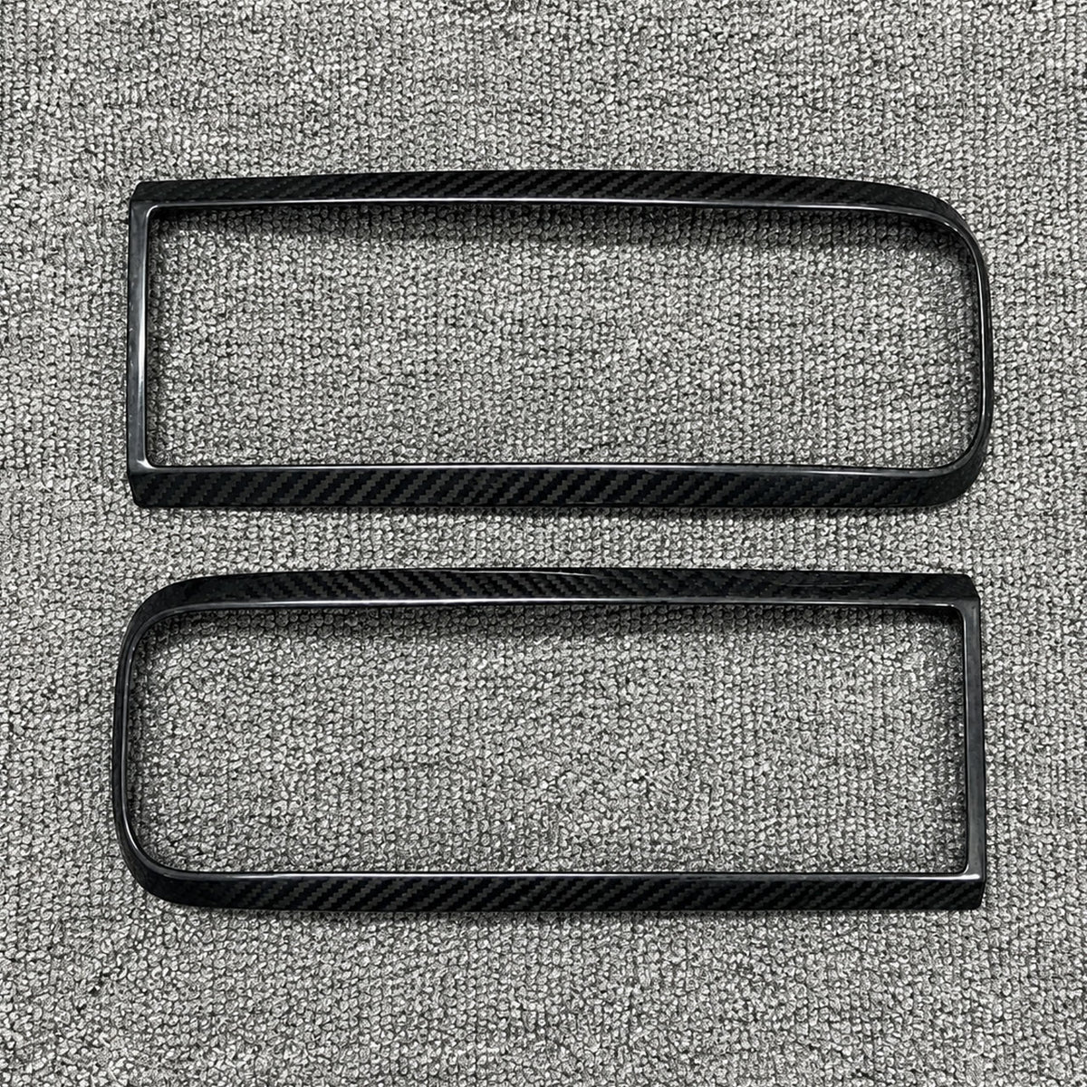 W465 Dry Carbon Fiber Taillight Bezels for 2025+ Mercedes-Benz G-Class