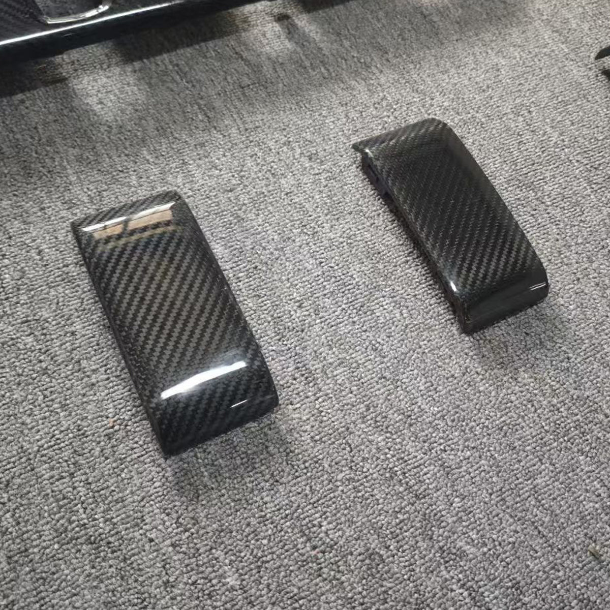 2025+ Mercedes-Benz W465 G63 Carbon Fiber Front and Rear Bumper Corner Trims