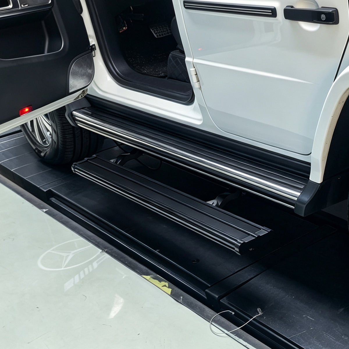 Electric Power Running Boards/Electric Side Steps for 2019–2026 G Wagon W463A/W465 G63/G500/G550/G350/G400 Extra Exterior Kits