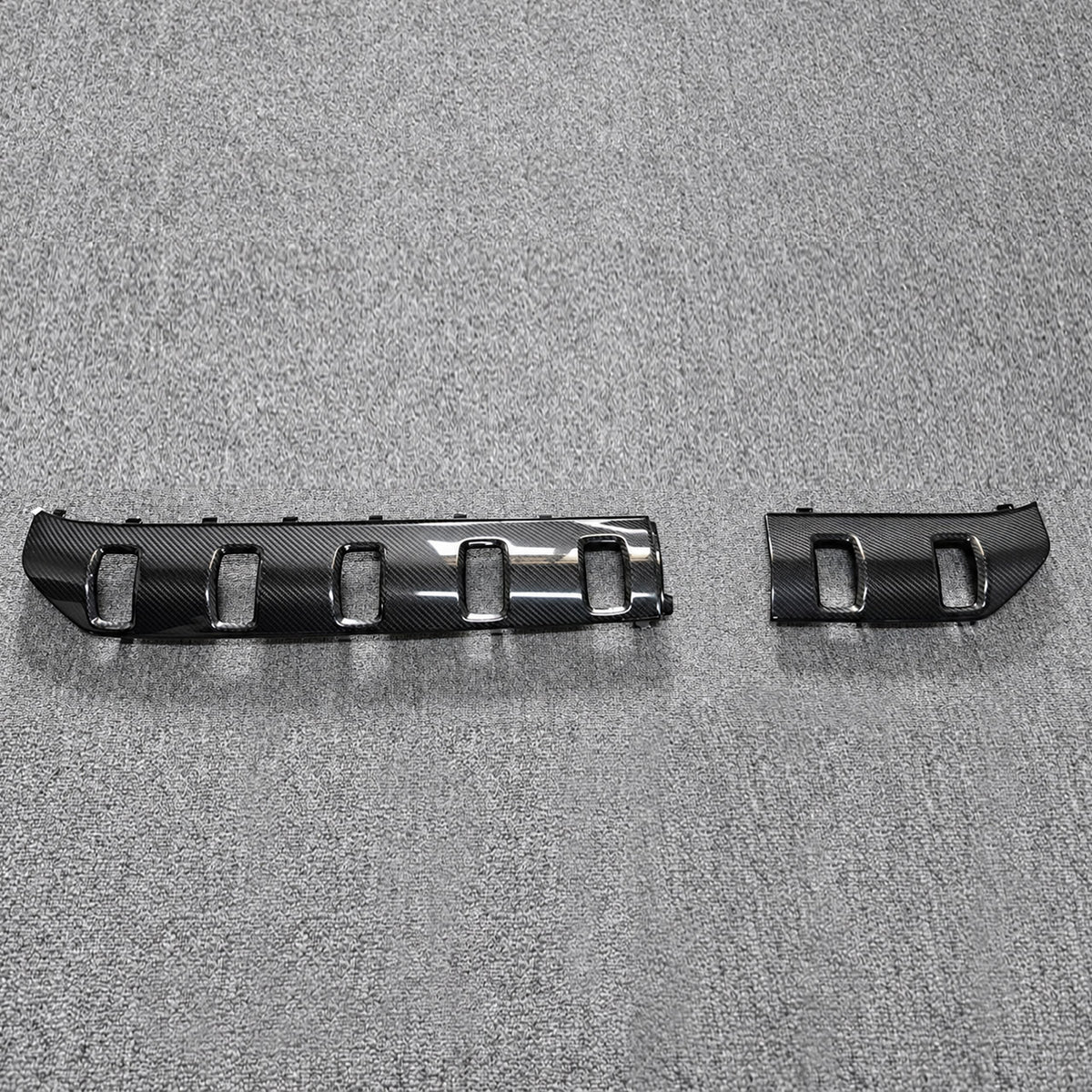 2025+ W465 G-Class Dry Carbon Fiber Front Bumper Protector