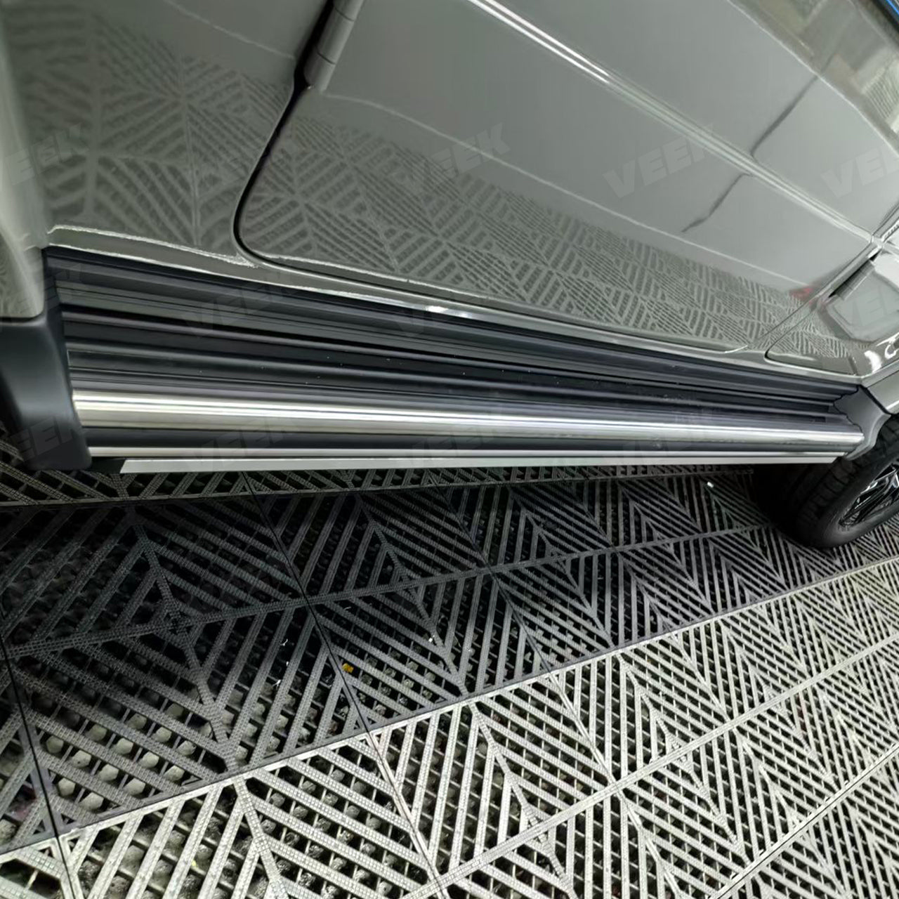 G-Class W463A electric running board detail