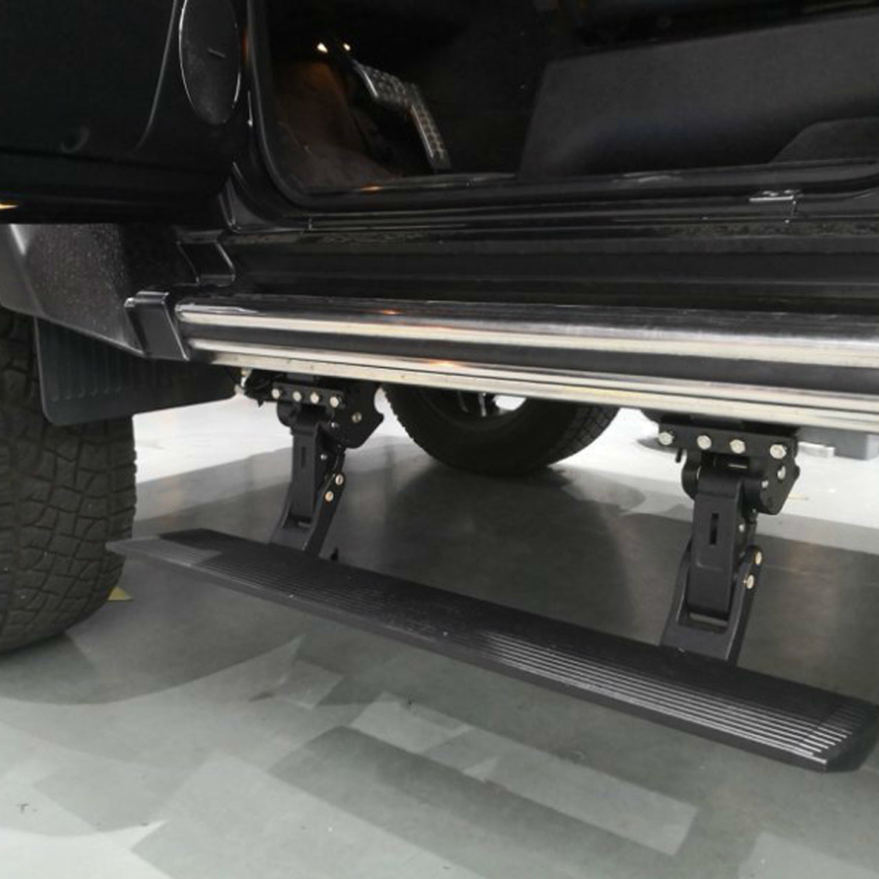 Electric Power Running Boards/Electric Side Steps for 2013–2025 G Wagon to W463/W463A/W465 G63/G800/G900/G350/G450/G550/4X4 Extra Exterior Kits
