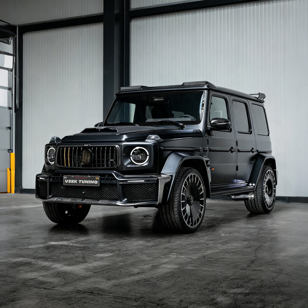 B800-style exterior kit for classic G Wagon