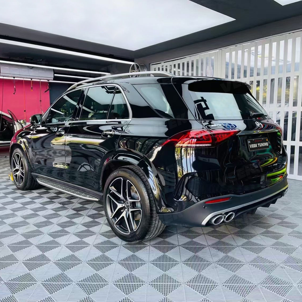 Mercedes Benz GLE SUV W167 (2020-2023) Upgrade to AMG 53 W167 (2023) Style Body Kit