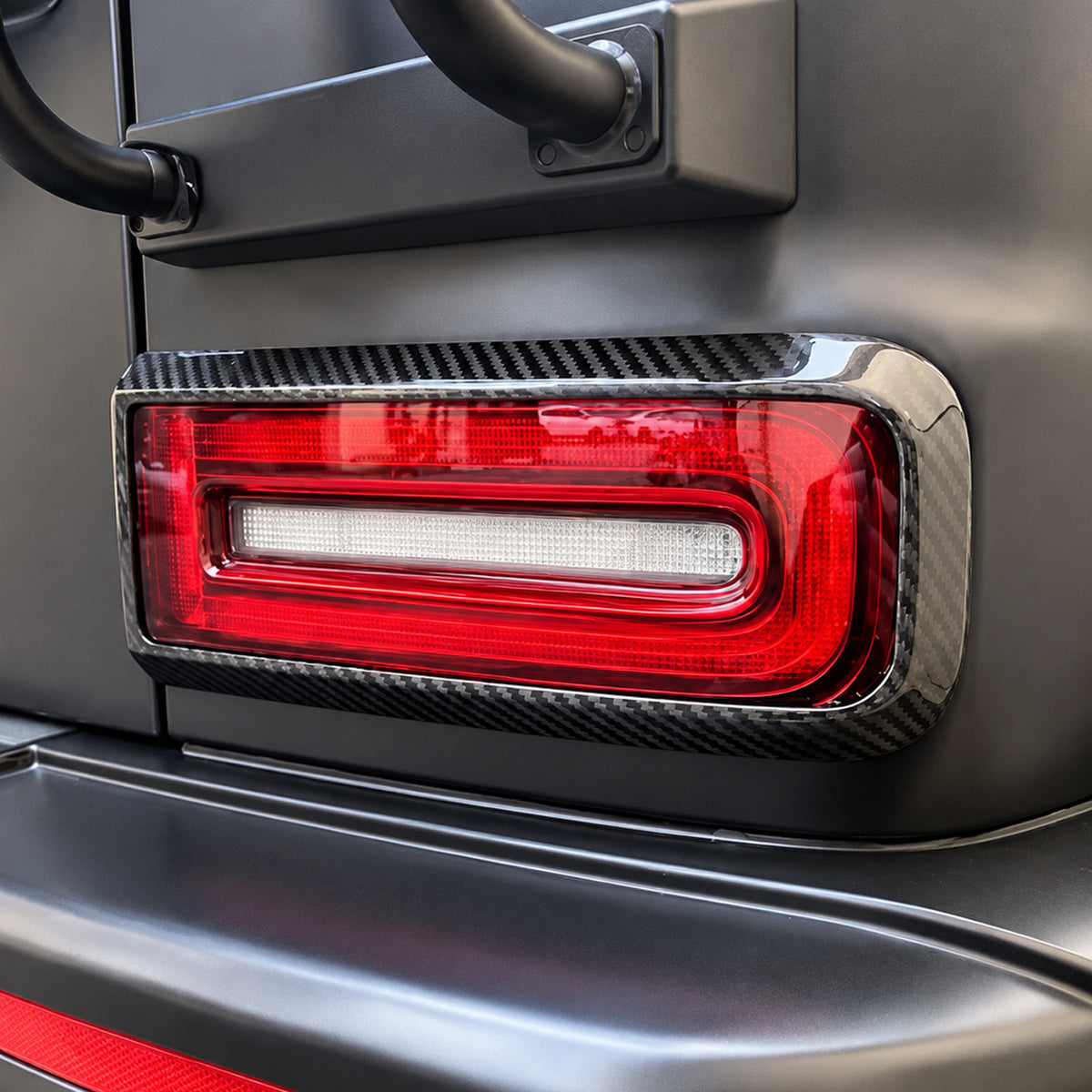 W465 Dry Carbon Fiber Taillight Bezels for 2025+ Mercedes-Benz G-Class