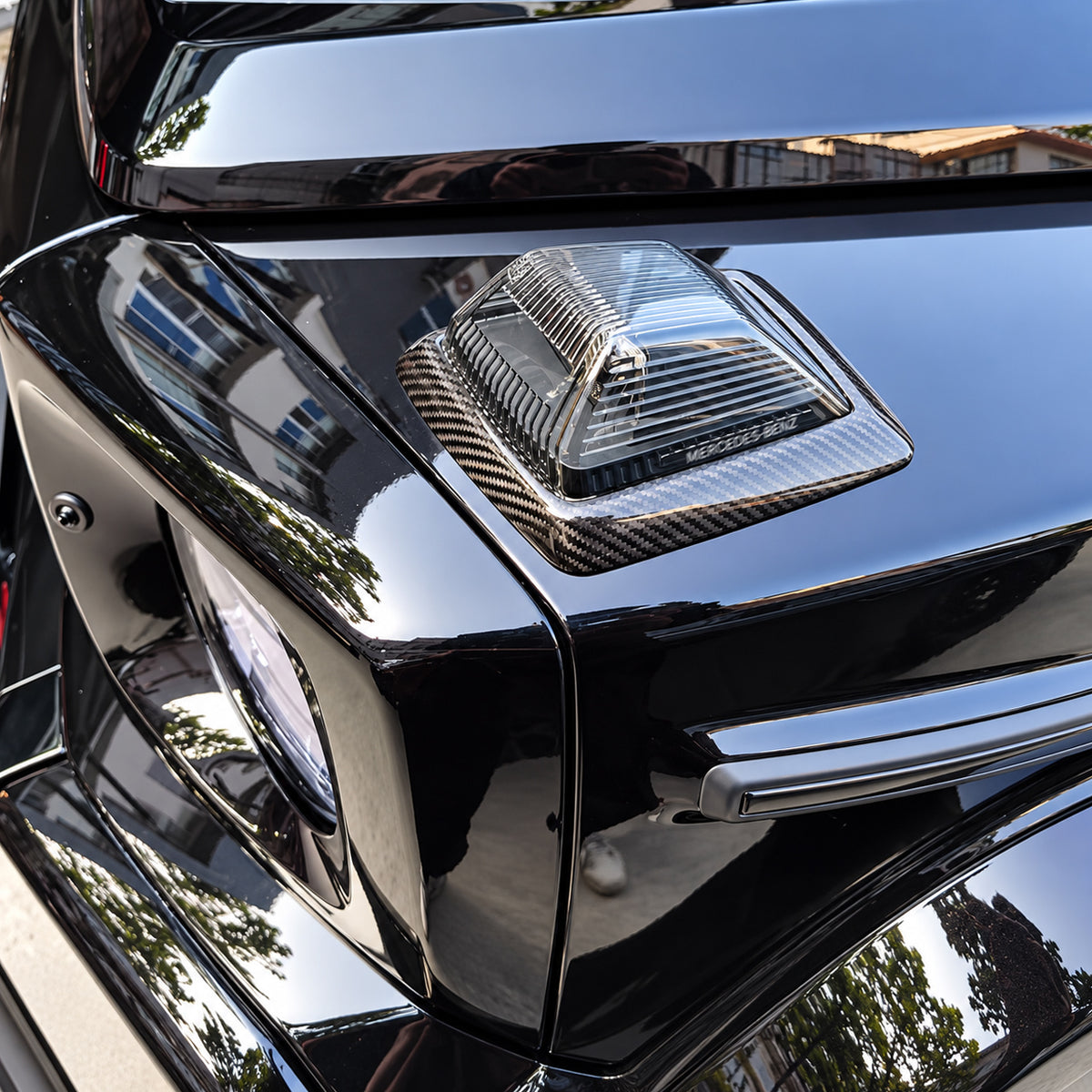2025+ W465 G-Class Dry Carbon Fiber Hood Turn Signal Trims