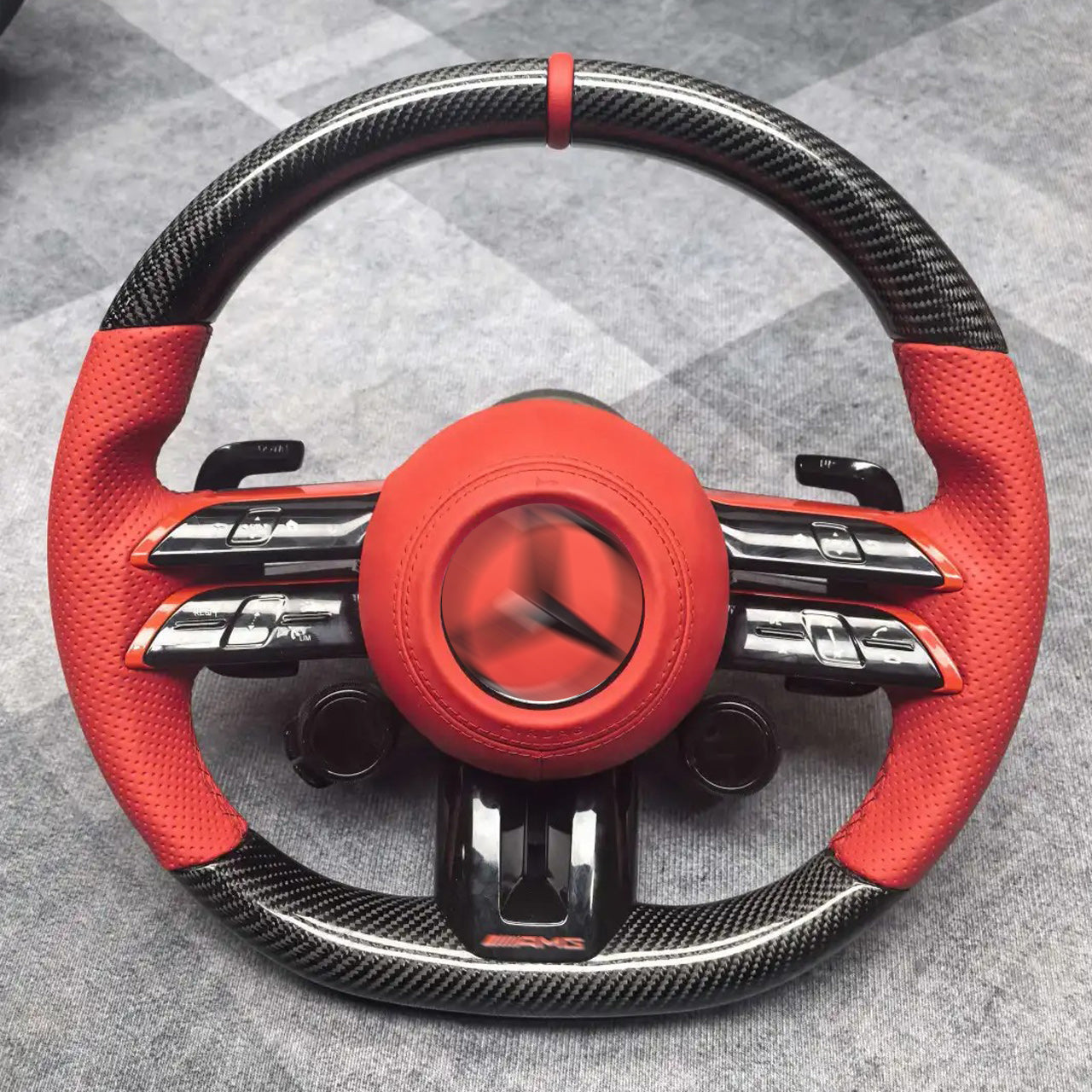 Custom Carbon Fibre AMG Steering Wheel for 2025–2026 Mercedes-Benz G-Class W465