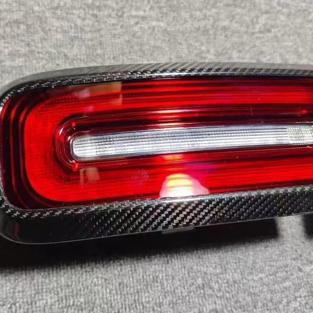W465 Dry Carbon Fiber Taillight Bezels for 2025+ Mercedes-Benz G-Class