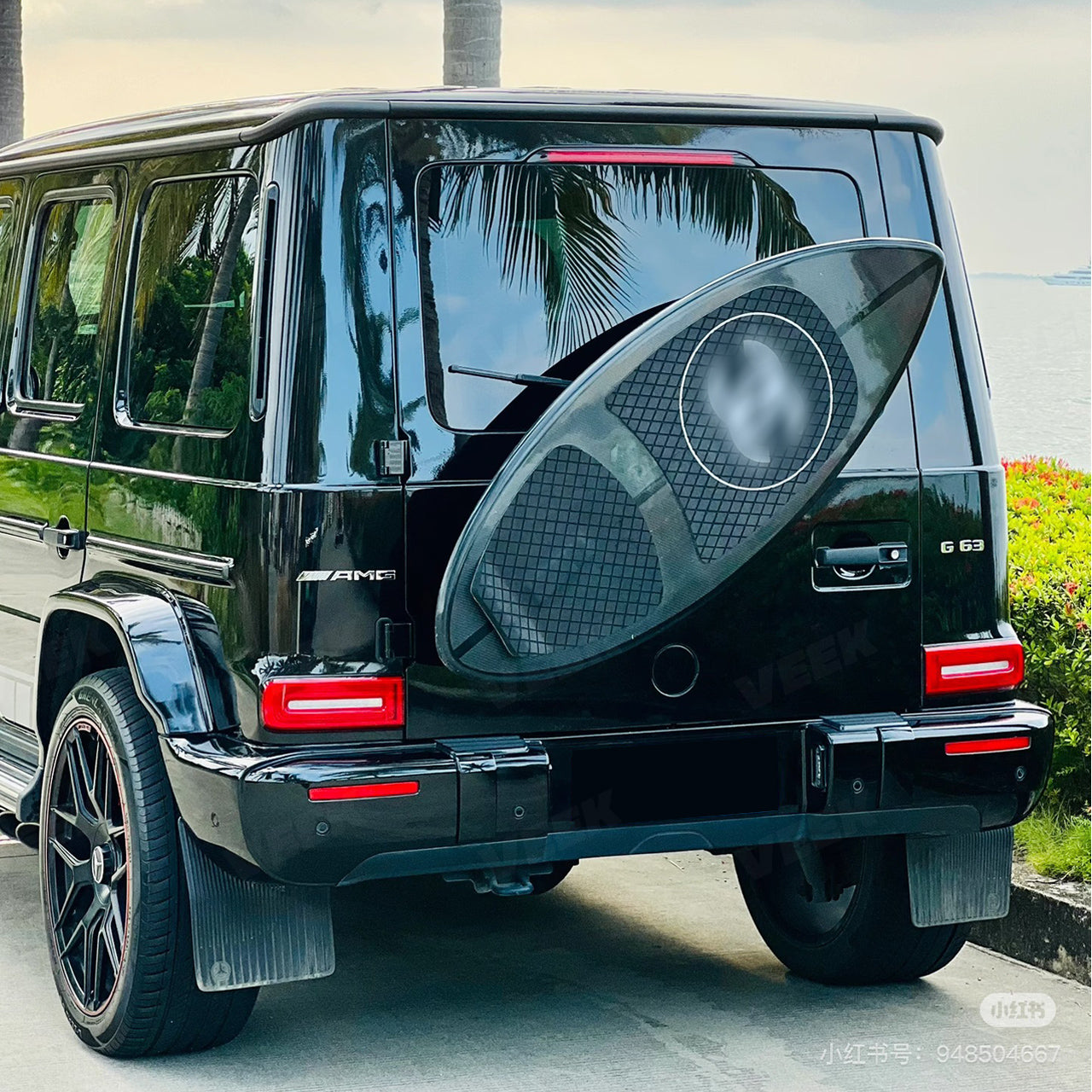 Carbon Fiber Channel-Style Surfboard for Mercedes G-Class