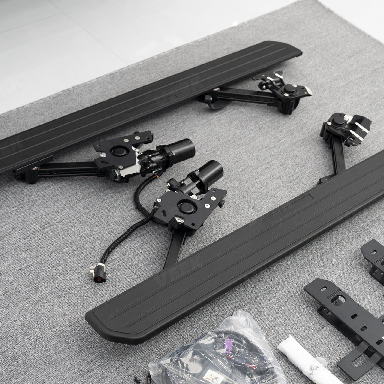 Long Electric Running Boards/Electric Side Steps for 2019–2025 G Wagon W463A/W465 G63/G500 Extra Exterior Kits