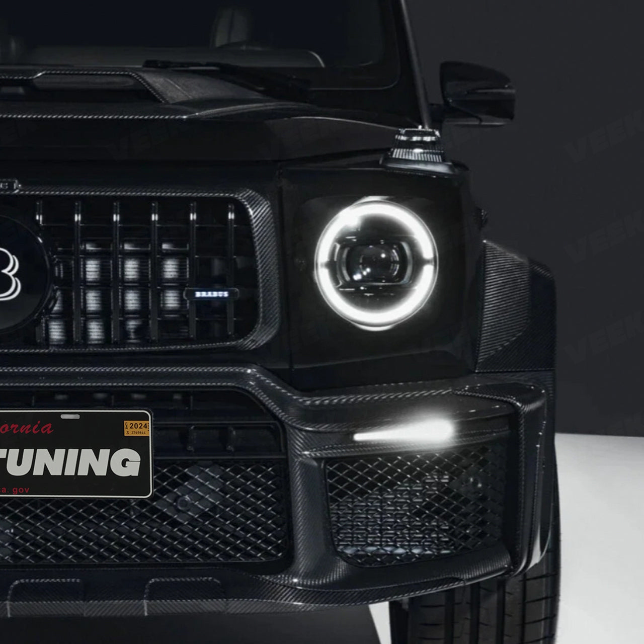 G800-inspired carbon fiber kit for Mercedes G Wagon