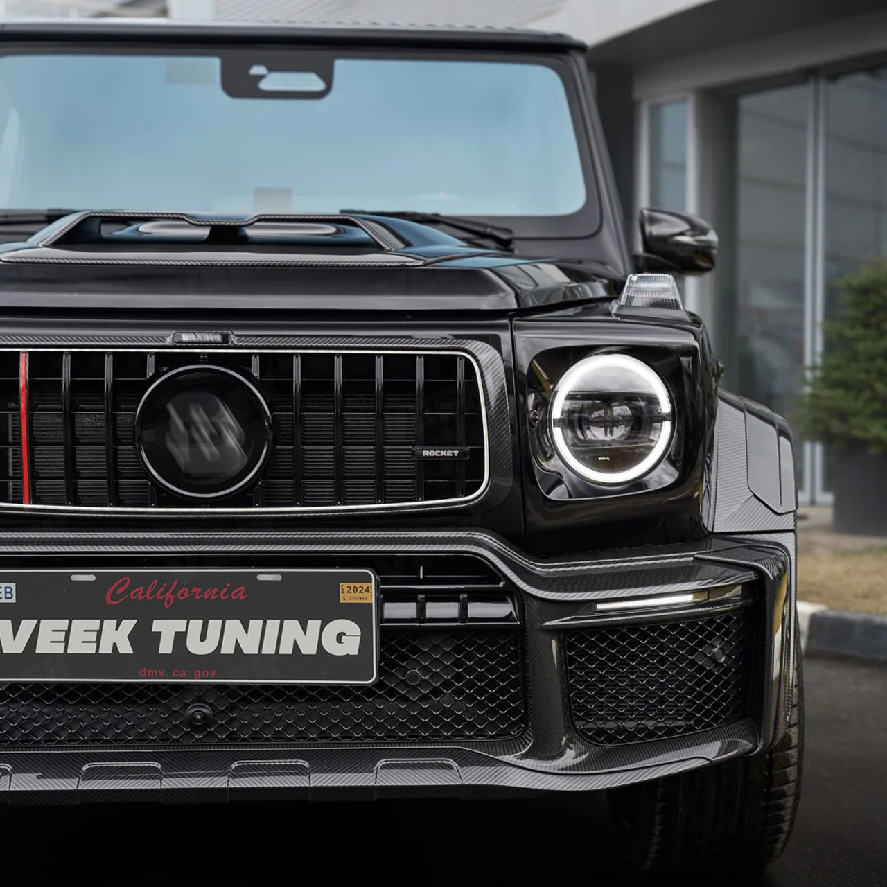 W463A G-Class G900-inspired exterior kit detail